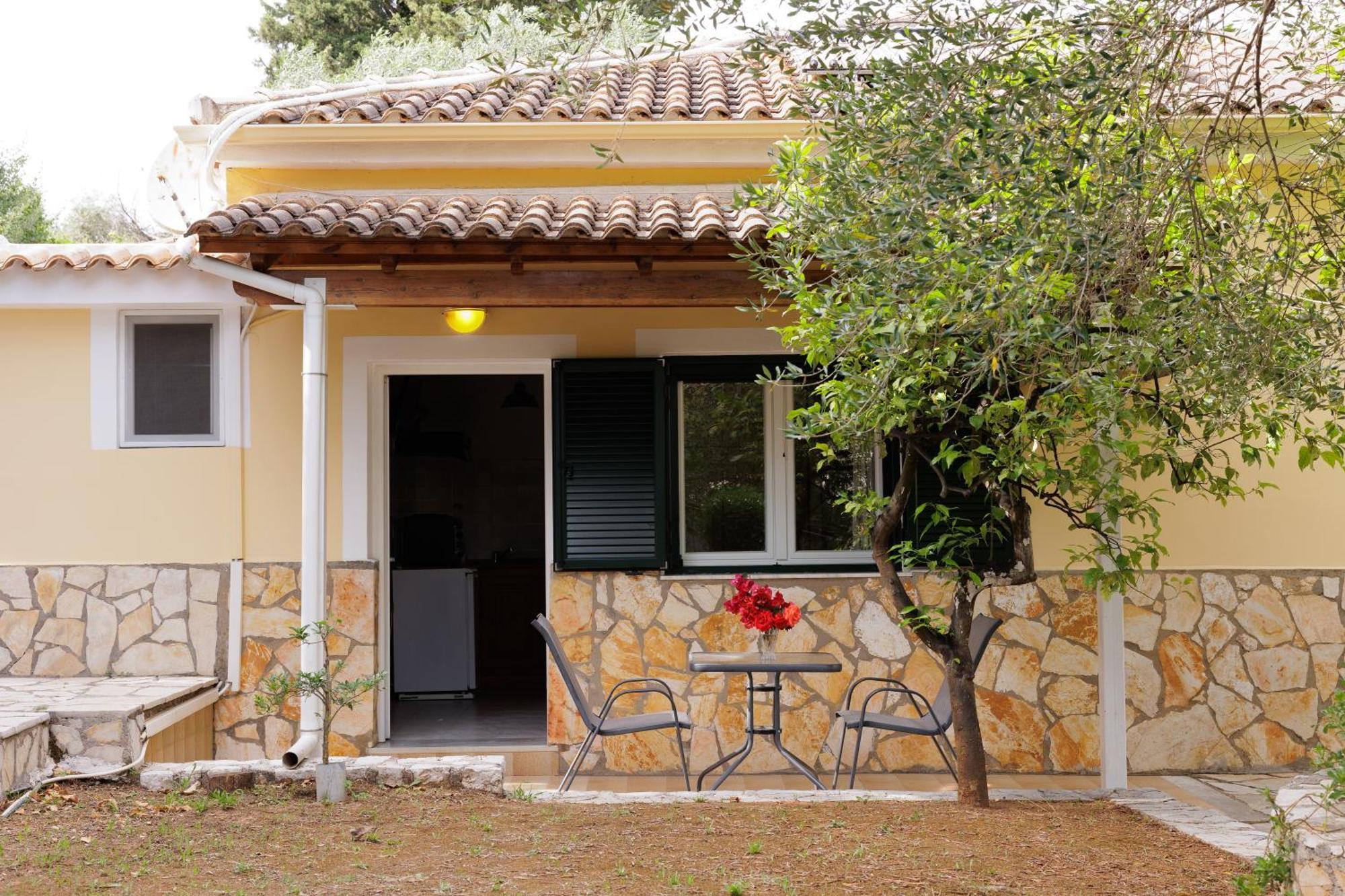 Santos Holidays Dassia  Exterior foto